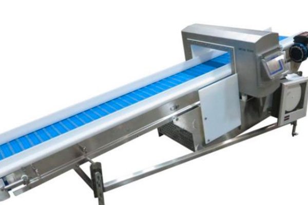 Metal detection conveyors